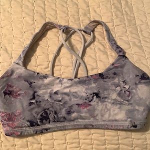 Lululemon floral free to be sz 4